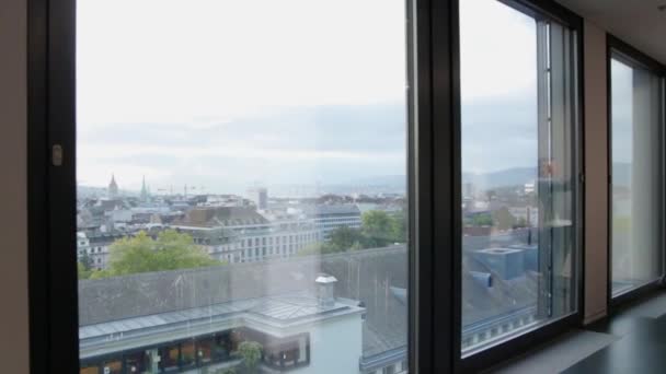 Zürich városkép kilátás az ablakból - Felvétel, videó