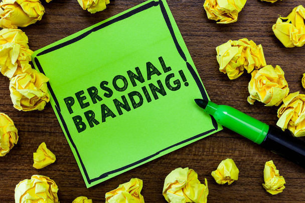Znak tekstowy pokazujący Personal Branding. Conceptual photo Practice of People Marketing siebie Obraz jako marki - Zdjęcie, obraz