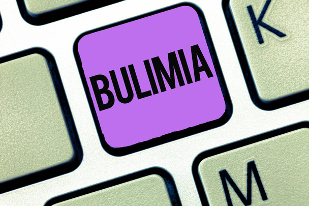 konzeptionelle Handschrift, die Bulimie zeigt. Geschäftsfoto zeigt extreme Besessenheit, übergewichtige emotionale Störung zu bekommen - Foto, Bild