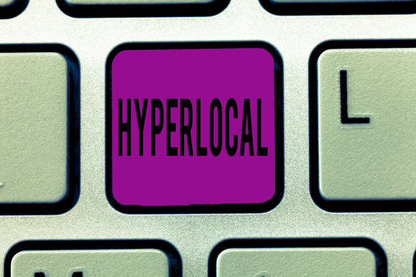 Scrivere una nota che mostra Hyperlocal. Business photo showcase Relativo ad una piccola comunità o area geografica
 - Foto, immagini