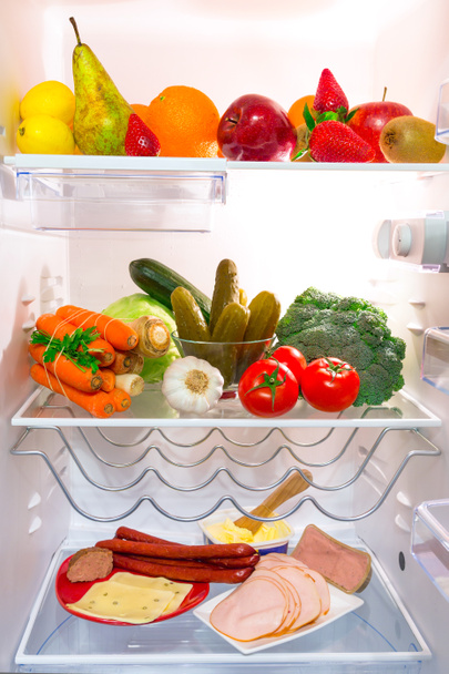 lednice plná zdravých potravin - Fotografie, Obrázek