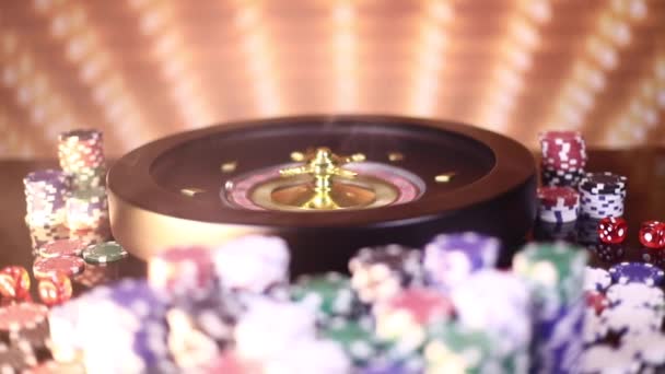 Roulette-Rad im Casino, Poker Chips - Filmmaterial, Video
