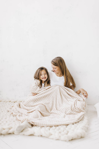 young beautiful mother with her daughter - Photo, Image