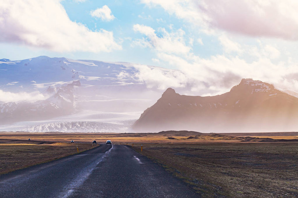 inspiring landscape, road in mountains in Iceland, beautiful nature - Fotografie, Obrázek