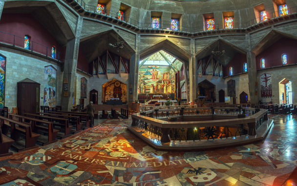 パノラマ - ナザレの受胎告知の教会の内部 - 写真・画像