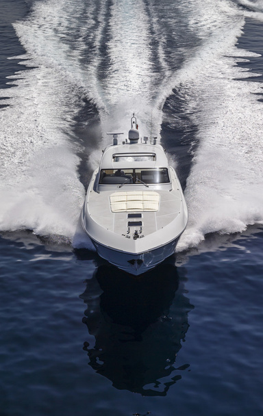 Rizzardi 73 yacht de luxe
 - Photo, image