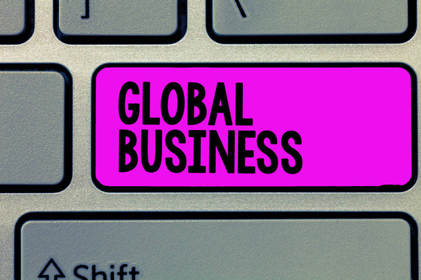 グローバルビジネスを示すテキスト記号。概念的な写真世界中で行う企業の貿易とビジネスシステム - 写真・画像