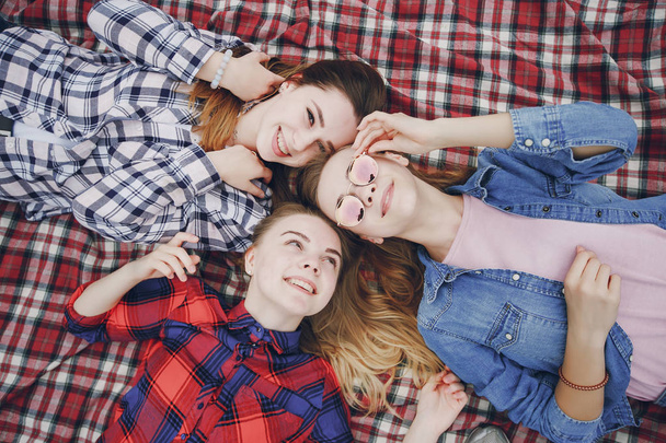 Girls on a picnic - Foto, imagen