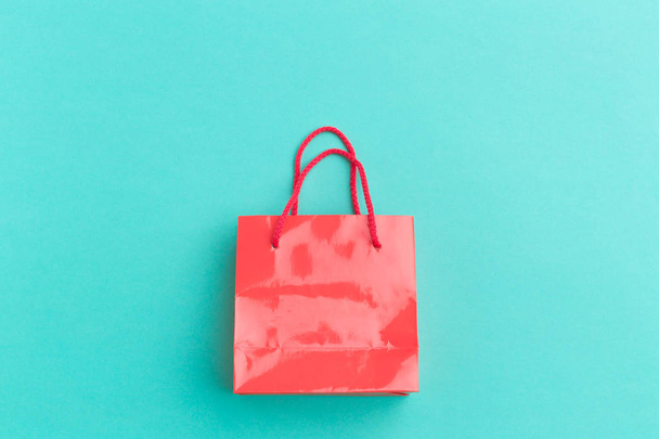 paper shopping bag on colorful background - Φωτογραφία, εικόνα