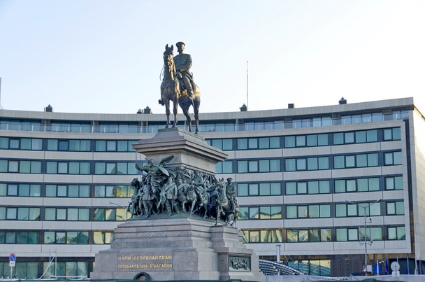Estatua renovada del zar Alejandro II de Rusia
 - Foto, Imagen