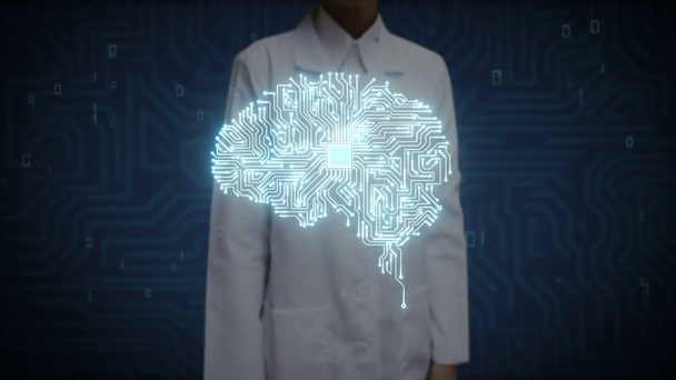 Γιατρός αγγίζει ψηφιακή οθόνη, τσιπ εγκεφάλου Cpu, μεγαλώνουν τεχνητής νοημοσύνης. - Πλάνα, βίντεο