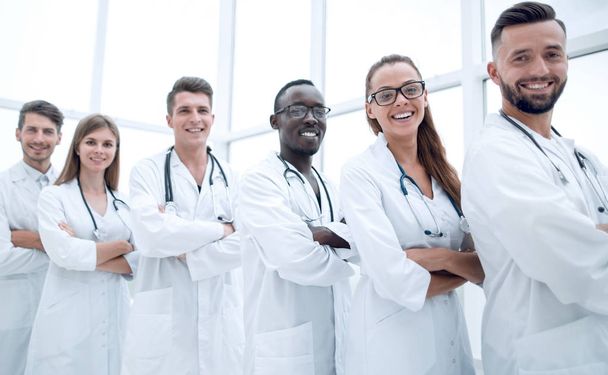 Group of smiling doctors with stethoscopes over white background - Фото, зображення