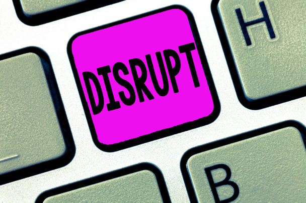 Текст слова "Disrupt". Бизнес-концепция прерывания вызова проблем с нарушениями
 - Фото, изображение