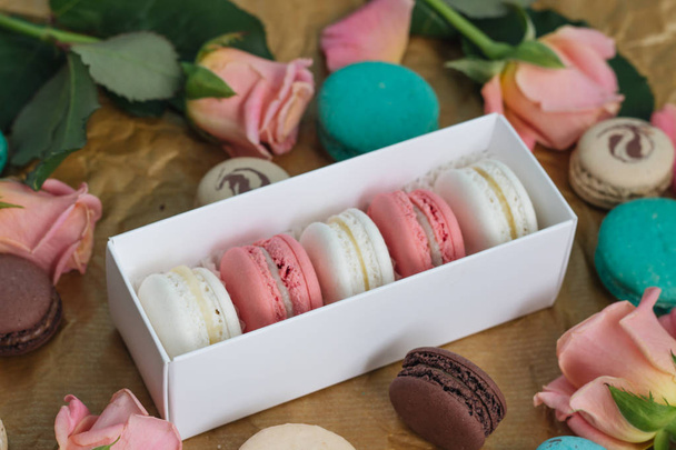 composition of delicious macaroons in gift box, sweet dessert - Φωτογραφία, εικόνα