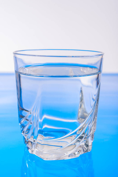 glass with clear water - Foto, imagen