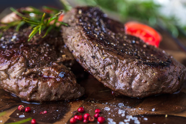 Fresh Juicy Medium Rare Beef Grillsteak. Barbecue Meat Close Up - Photo, Image