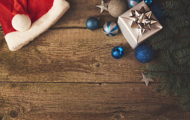 decorazioni natalizie e scatole regalo - Foto, immagini