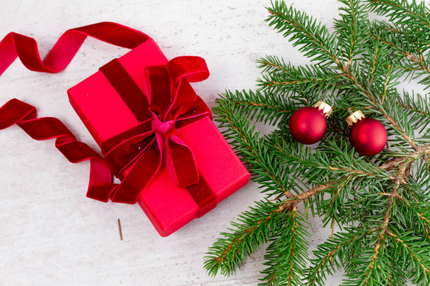 Christmas gift giving - Foto, afbeelding