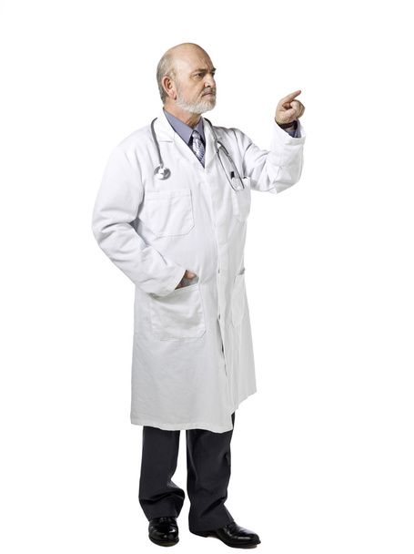 Un médico masculino señalando hacia un lado
 - Foto, Imagen