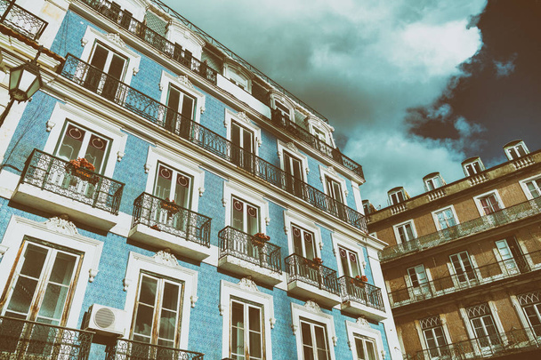 Colorful buildings of Lisbon, Portugal. - Foto, Imagen