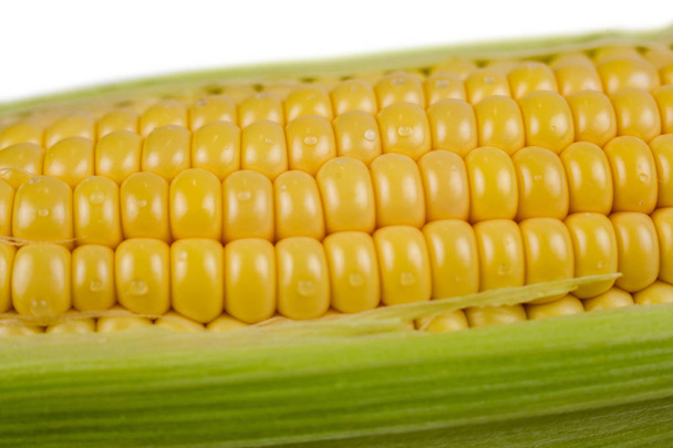 Кукуруза на белом фоне
 - Фото, изображение