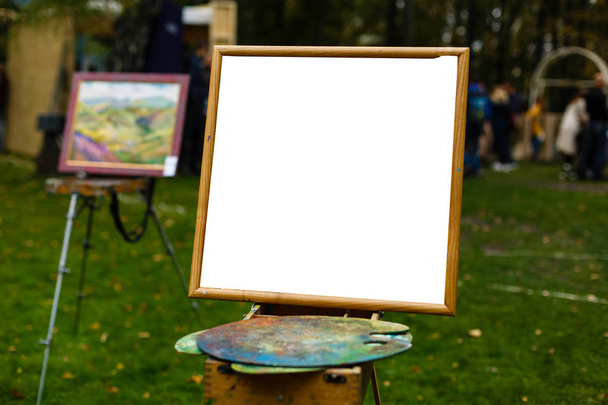 some easels in the Park - Photo, Image