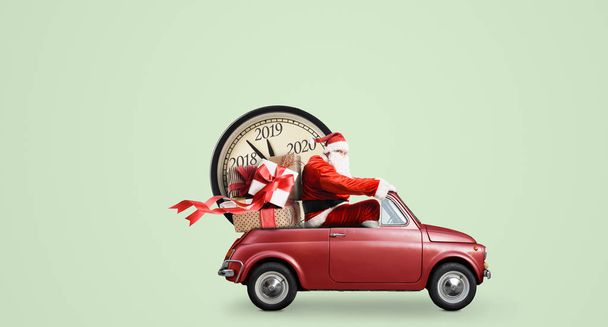 Santa Claus countdown on car - Photo, Image