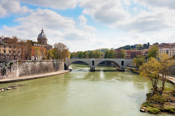 Tiber river in Rome - Zdjęcie, obraz