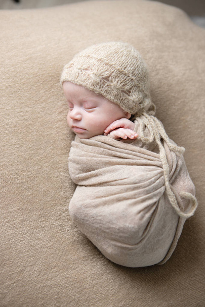 sleeping newborn baby in a basket - Photo, Image