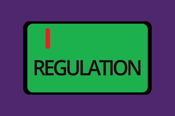 Szöveg jel mutatja a rendelet. Fogalmi fénykép szabály törvény vagy irányelv készült, és egy hatóság által fenntartott - Fotó, kép