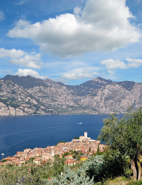 Malcesine köyü Lake Garda, İtalya - Fotoğraf, Görsel