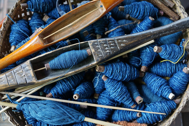 Rotolo di filo di cotone per fare vestiti di cotone in Thailandia
 - Foto, immagini