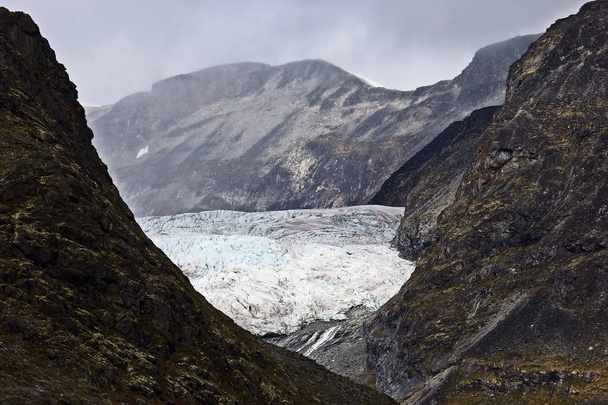 Veduta del ghiacciaio sulle montagne della Norvegia
 - Foto, immagini