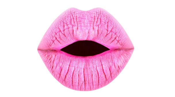 Labios rosados, textura labial. Primer plano de labios naturales sexy con lápiz labial. Maquillaje producto cosmético brillo labial, macro, aislado, moda. Cuidado de los labios y belleza, textura. Rosa brillante lápiz labial, boca sensual
 - Foto, Imagen