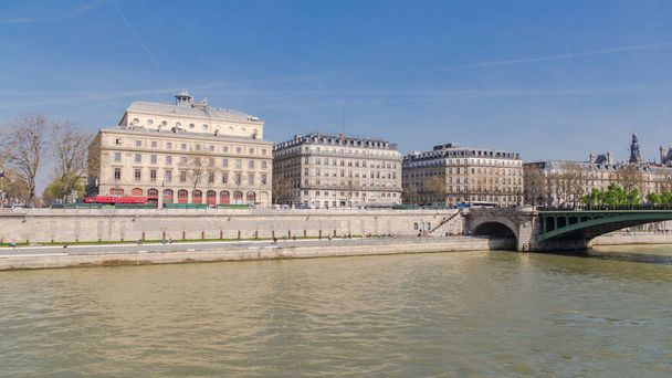 Γαλλία, ζεύγη αρχιτεκτονικής κτίρια της πόλης και το ποταμό Σηκουάνα - Φωτογραφία, εικόνα