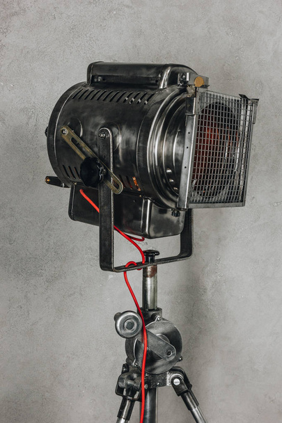 Detalhe da lâmpada de assoalho vintage
 - Foto, Imagem