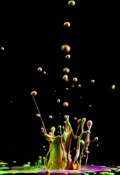 Tanssii värillistä maalia. Abstrakti veistosväriaine. Roiskahdus mustetta mustalla taustalla
 - Valokuva, kuva