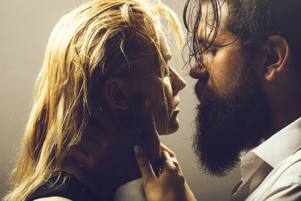 young sexy couple with wet hair - Fotoğraf, Görsel