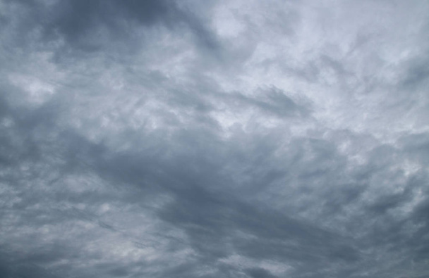 Himmel Wolken treiben durch den Wind Hintergrundhimmel - Foto, Bild