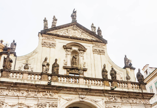  Igreja Católica de São Salvador em Praga, República Tcheca
 - Foto, Imagem