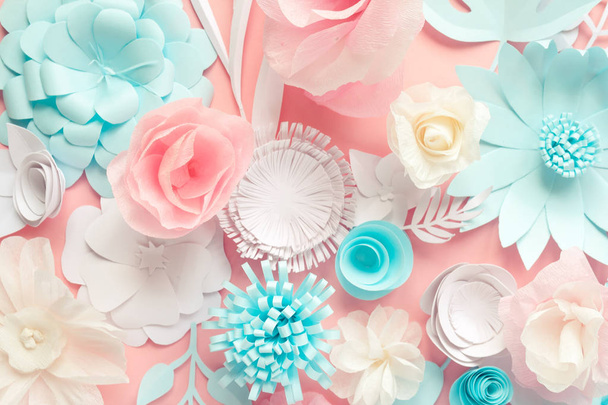 Paper flowers background pattern lovely style. Flat lay - Foto, afbeelding
