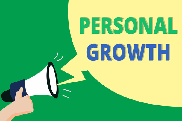 Текст написания слов Личный рост. Бизнес-концепция для улучшения своих навыков
 - Фото, изображение