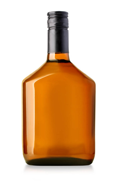 Whiskey-Flasche isoliert auf weißem Hintergrund - Foto, Bild