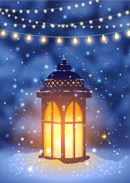 Lanterna vintage e neve mágica no fundo da floresta de abeto da noite de inverno. Luzes de férias penduradas para uma festa de Natal
 - Vetor, Imagem