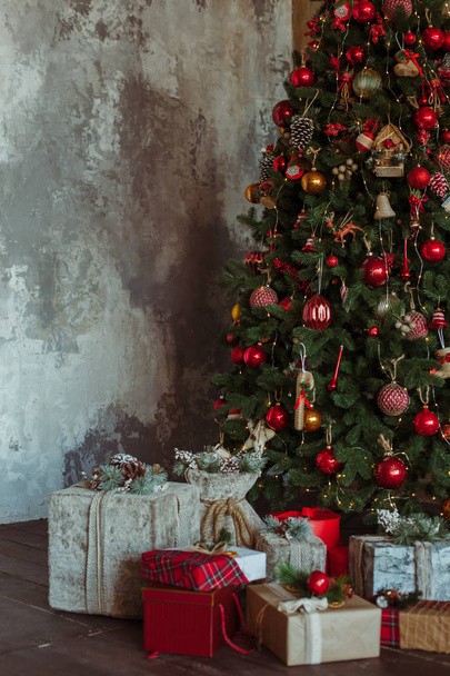Рождественские украшения и подарки
 - Фото, изображение