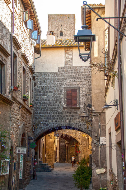  イタリア ラツィオ州ヴィテルボでサン ・ ペレグリノの中世地区 - 写真・画像