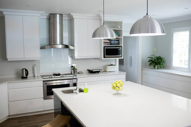 Interior de la cocina moderna en casa - Foto, imagen