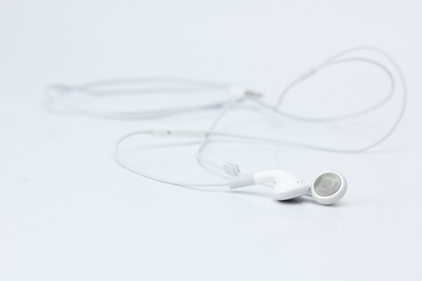 λευκό ακουστικά - Φωτογραφία, εικόνα