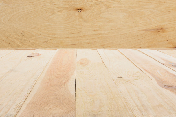 modello di pavimento in legno beige fatto di tavole su sfondo compensato
 - Foto, immagini