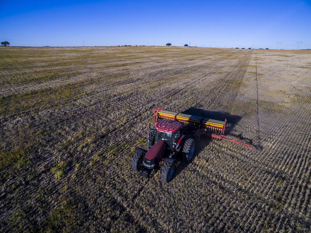 Tarım makineleri, La Pampa, Argentina - Fotoğraf, Görsel
